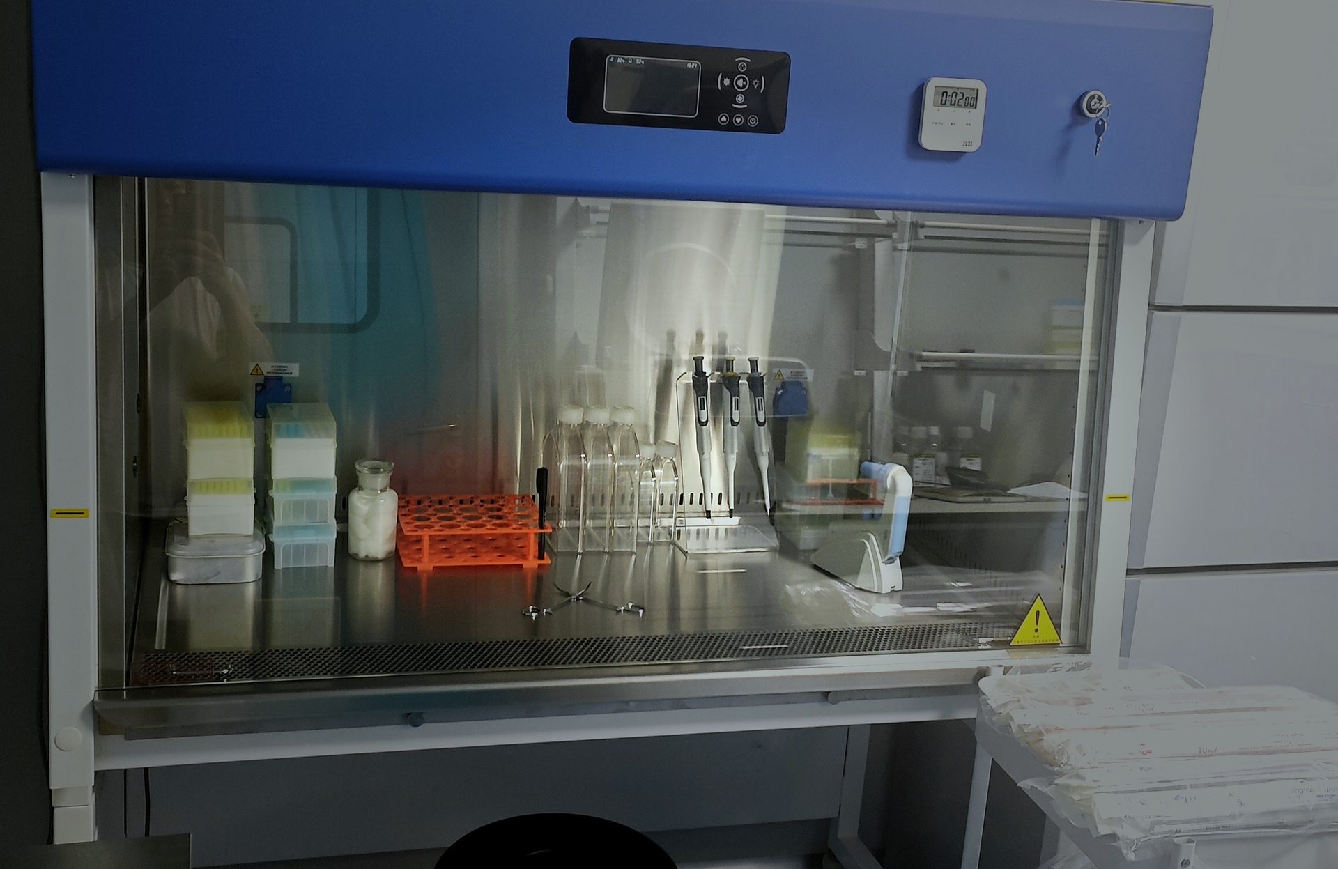 希舒生物细胞实验室 — 生物安全柜